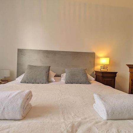 Le 828 : Appartement En Plein Centre De Vannes Exterior photo