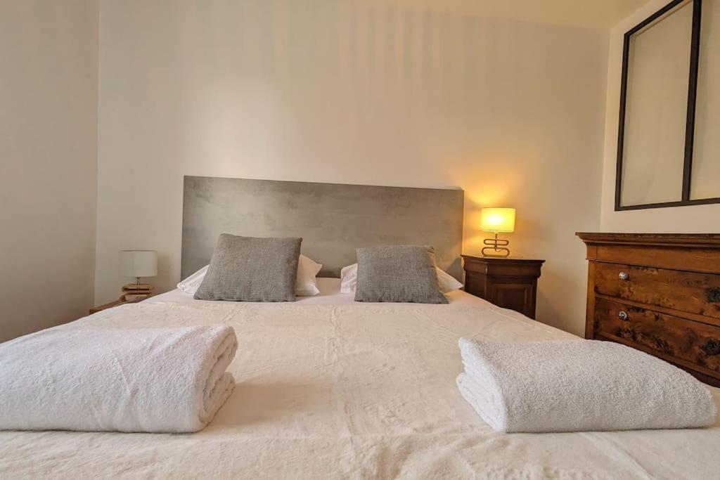 Le 828 : Appartement En Plein Centre De Vannes Exterior photo