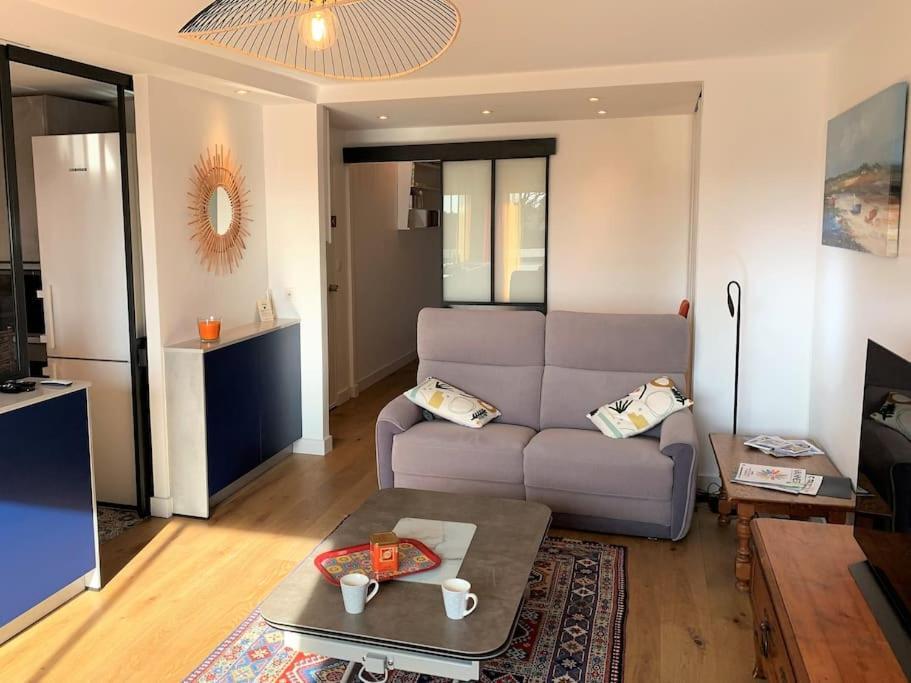Le 828 : Appartement En Plein Centre De Vannes Exterior photo